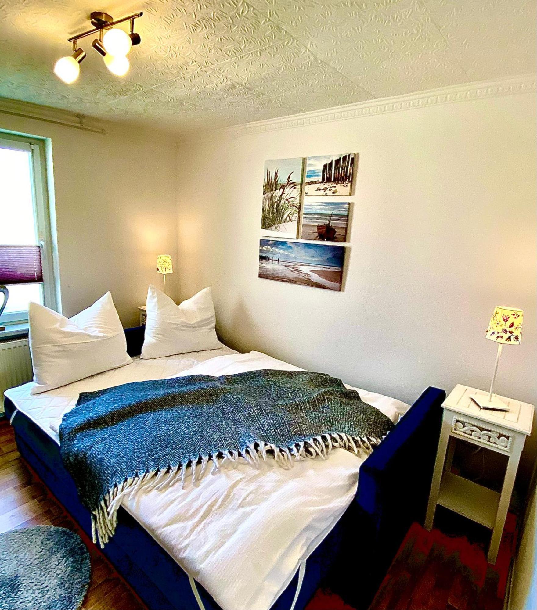 Gemuetliche Ferienwohnung Sagard Buitenkant foto